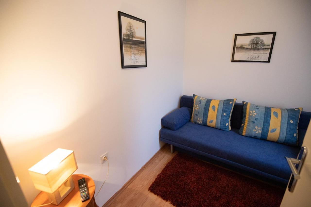 Apartman Excellent - Kuca Za Odmor U Zupanji -Natkriveno Parkirno Mjesto Zupanja Ngoại thất bức ảnh